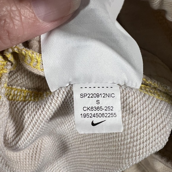 Nike Pants Mens Small Biege Standard Issue Dri-Fit Basketball CK6365-252 - Picture 6 of 11